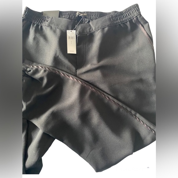 Banana Republic Women’s Dress Pants Chiffon Satin Never Worn Black Work Pant - Picture 3 of 7